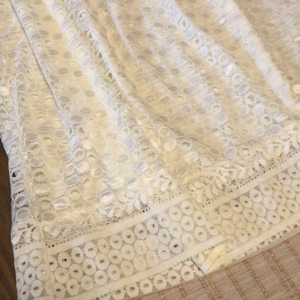 Lace/Mesh Blouse - Picture 5 of 6